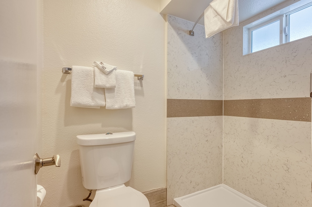 Vagabond Inn San Luis Obispo - photo 31
