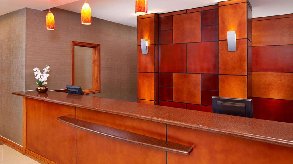 Best Western Hesperia Victorville Suites - photo 2