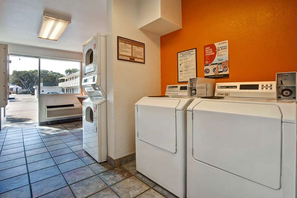Motel 6 Monterey CA - photo 22