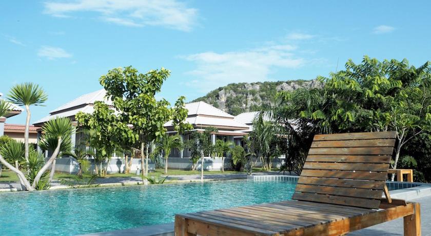 Kp Mountain Beach Resort in Pran Buri, Thailand