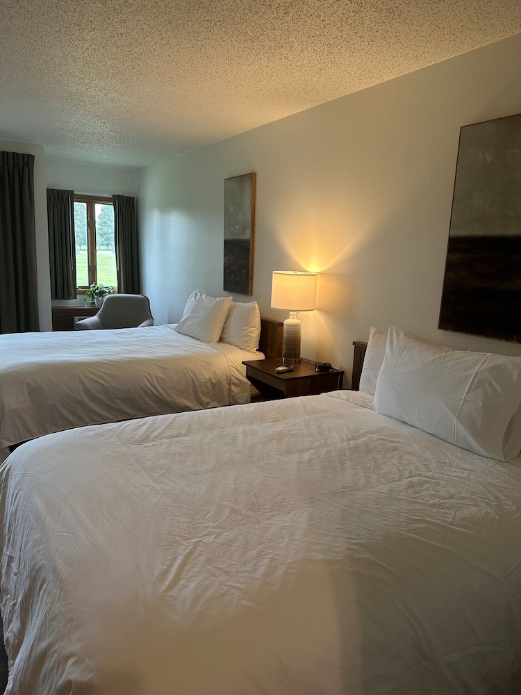 Lakeview Hills Country Club Resort — Lexington
