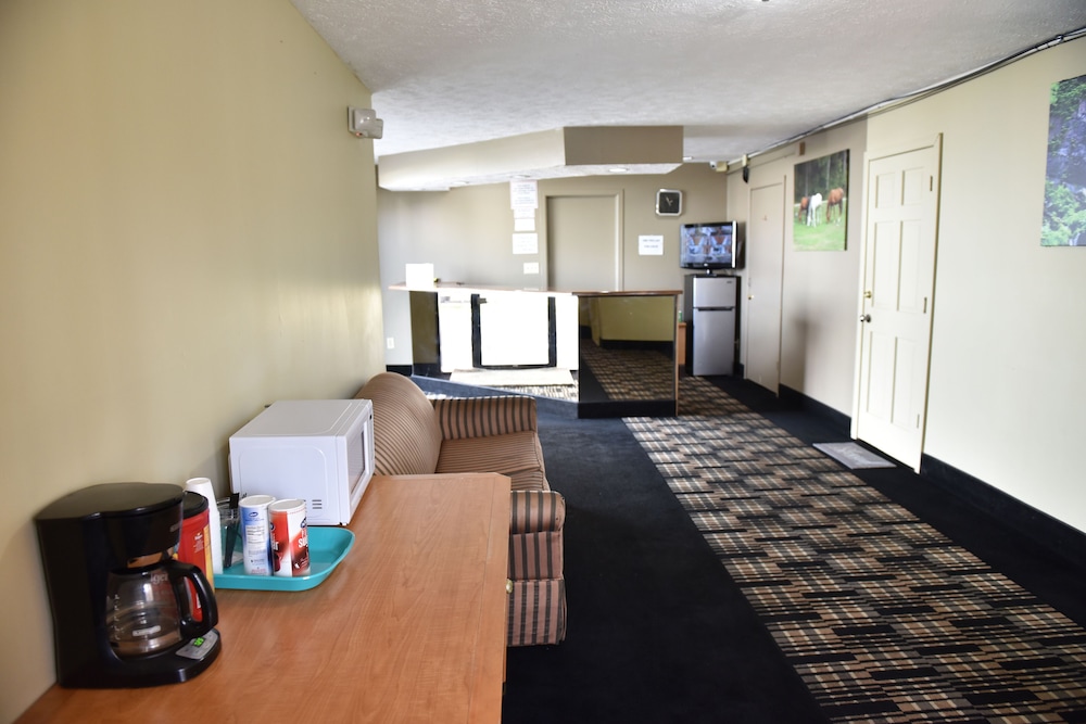 Key West Inn Hobart - photo 17
