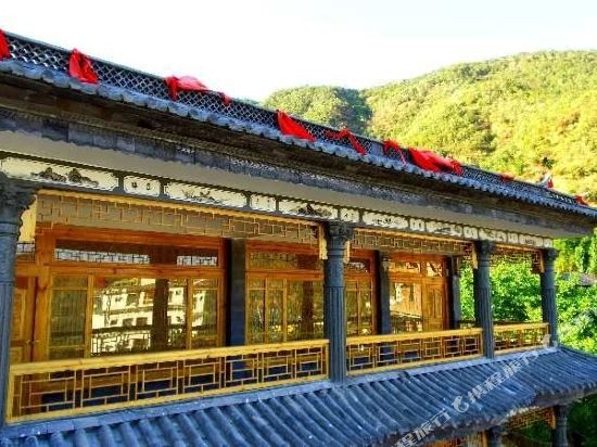 Pingheyuan Inn - carbon neutral hotel in Dali