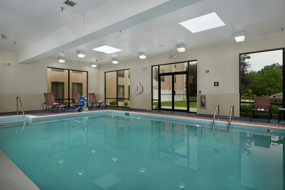 Hampton Inn Hanover - photo 19