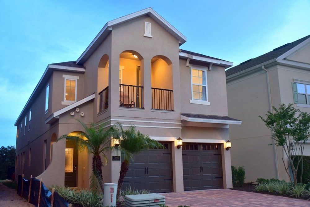 Villa W206 Excitement Dr — 4-Star Luxury Hotel in Kissimmee, United States