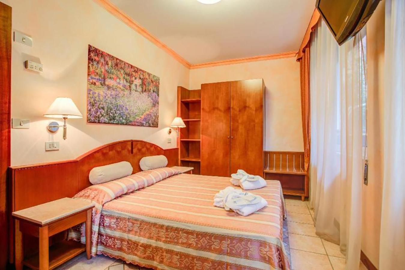 Hotel Rosalba Resort — Rimini — photo 3