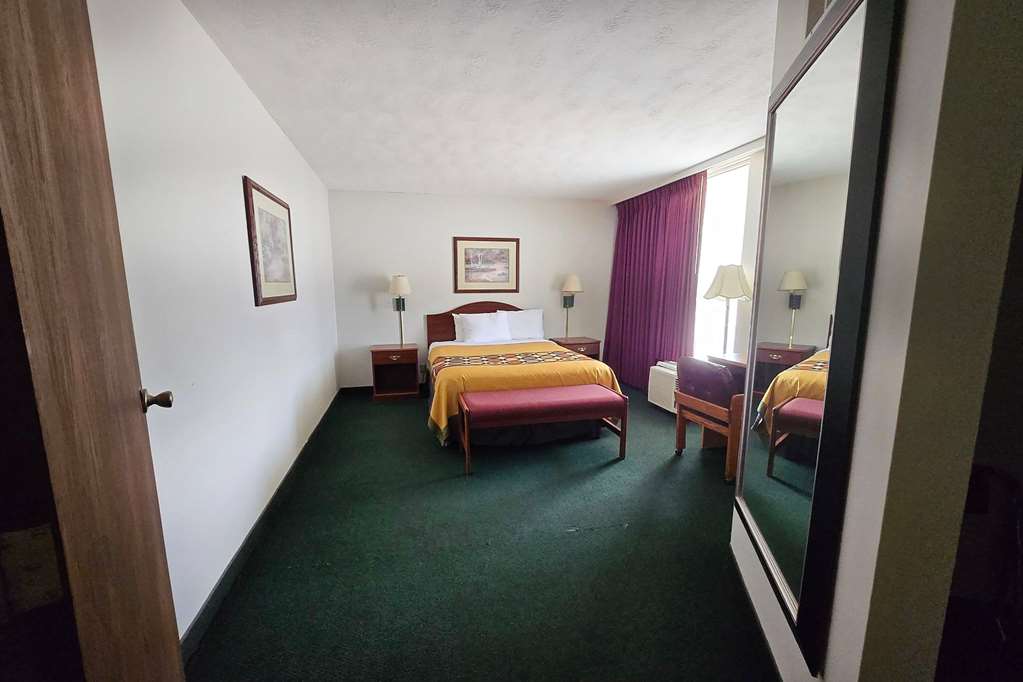Travelodge by Wyndham Oakley - photo 9