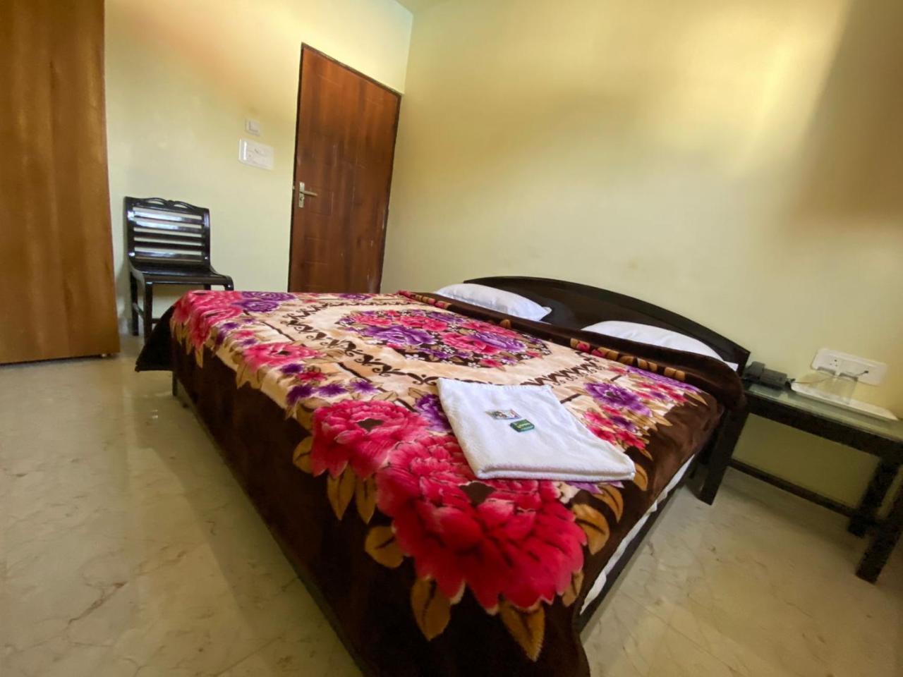 Hotel Govind Palace in Rishikesh, India
