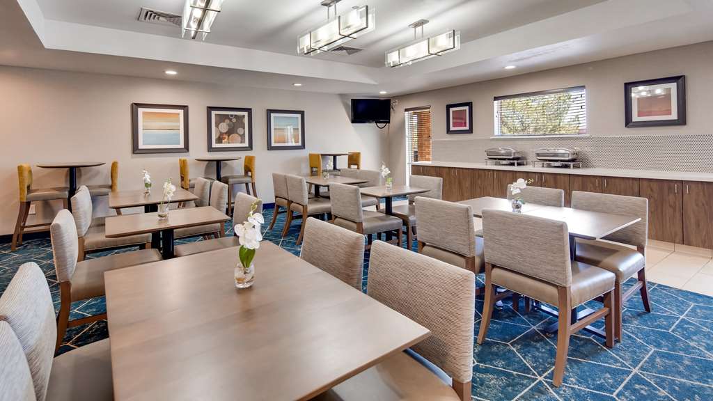 Best Western Plus Gateway Inn & Suites - photo 38