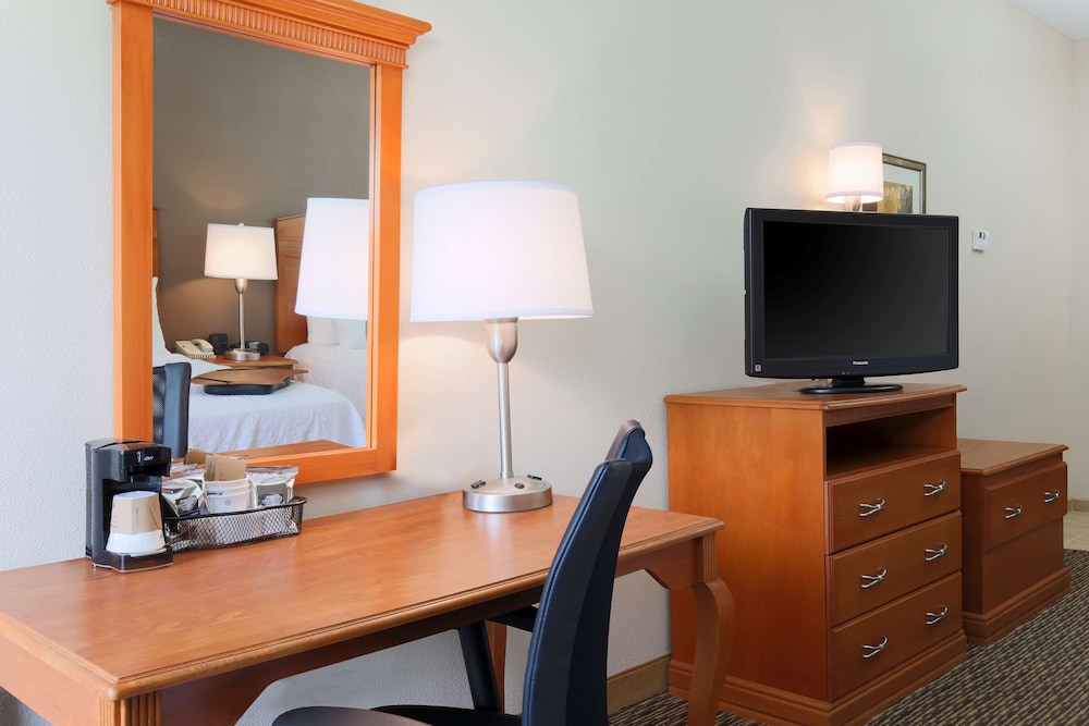 SureStay by Best Western Forsyth Decatur - photo 32