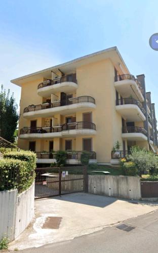 Casa Lella 7 Marino — 4-Star Luxury Hotel in Marino, Italy