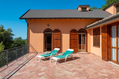 Villa Marta — 4-Star Luxury Hotel in Spoleto, Italy