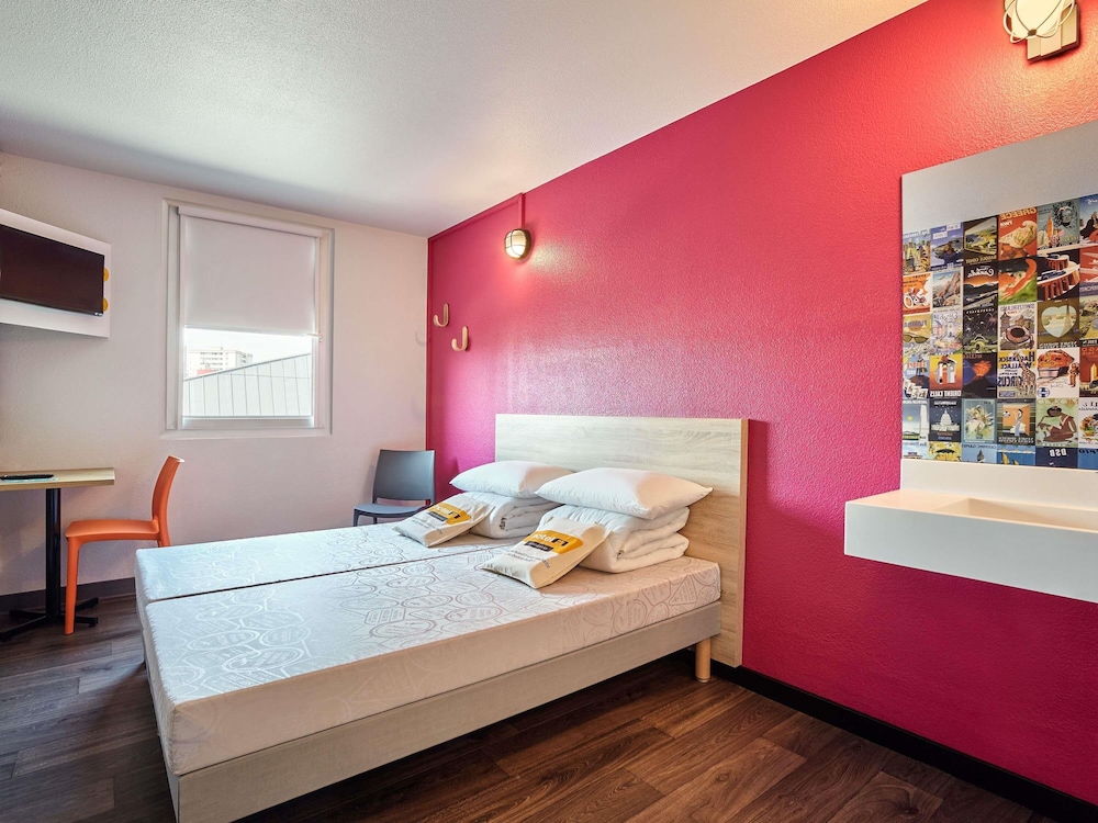 Hotelf1 Antibes Sophia Antipolis — Vallauris