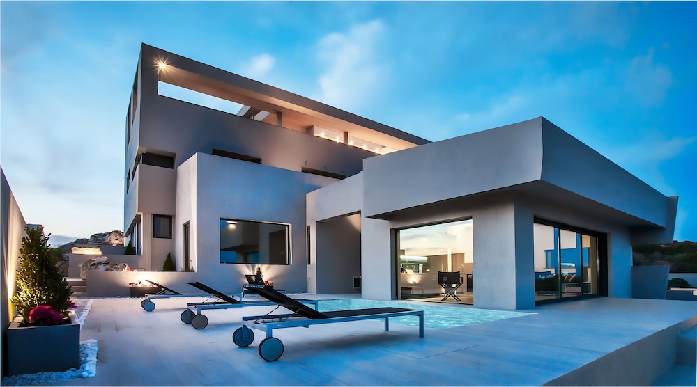 Marathon Blue — 4-Star Luxury Hotel in Marathonas, Greece