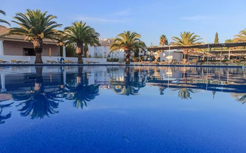 Vista Formosa 1 — 4-Star Luxury Hotel in Cabanas De Tavira, Portugal