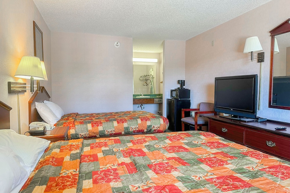 Oyo Hotel East Macon I 75 - photo 12