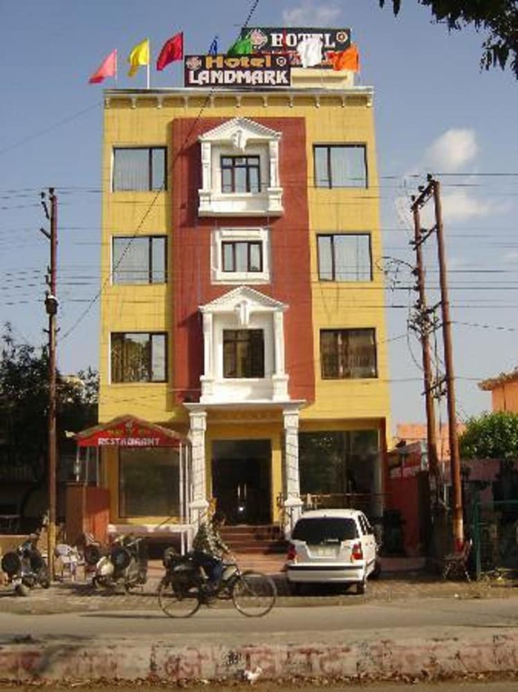 Hotel Landmark Haridwar — hotel in Haridwar