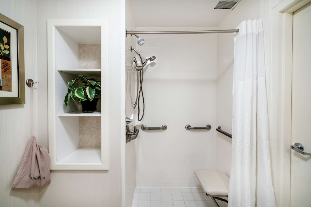 Hampton Inn & Suites Mooresville Lake Norman - photo 34