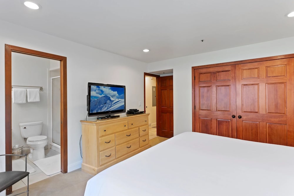 Abode at Lakeside - photo 6