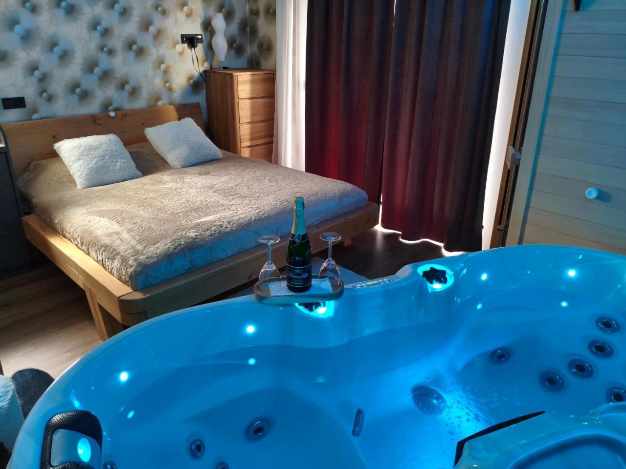 Srnci Vrch - carbon neutral hotel in Unknown City