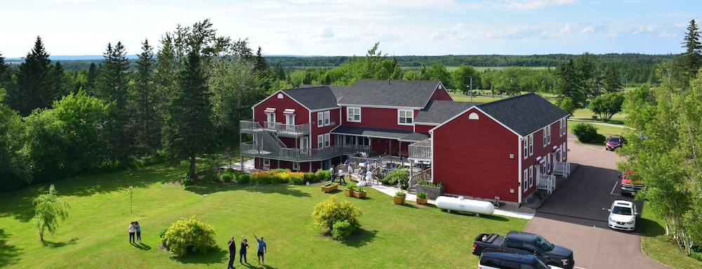 Wild Rose Inn - carbon neutral hotel in Moncton