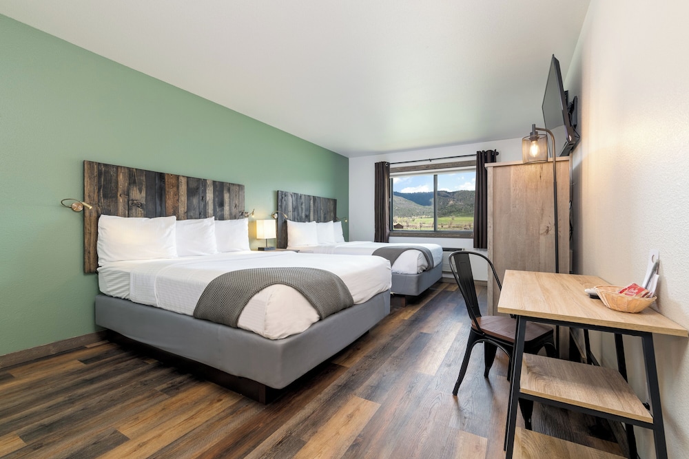 MTN Lodge Ridgway - photo 7