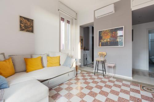 GuestHost M4 Argonne Cosy Apartment — 4-Star Luxury Hotel in Milan, Italy