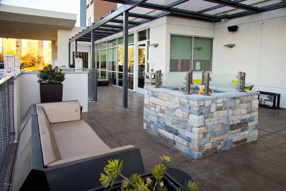 SpringHill Suites by Marriott West Sacramento - photo 17