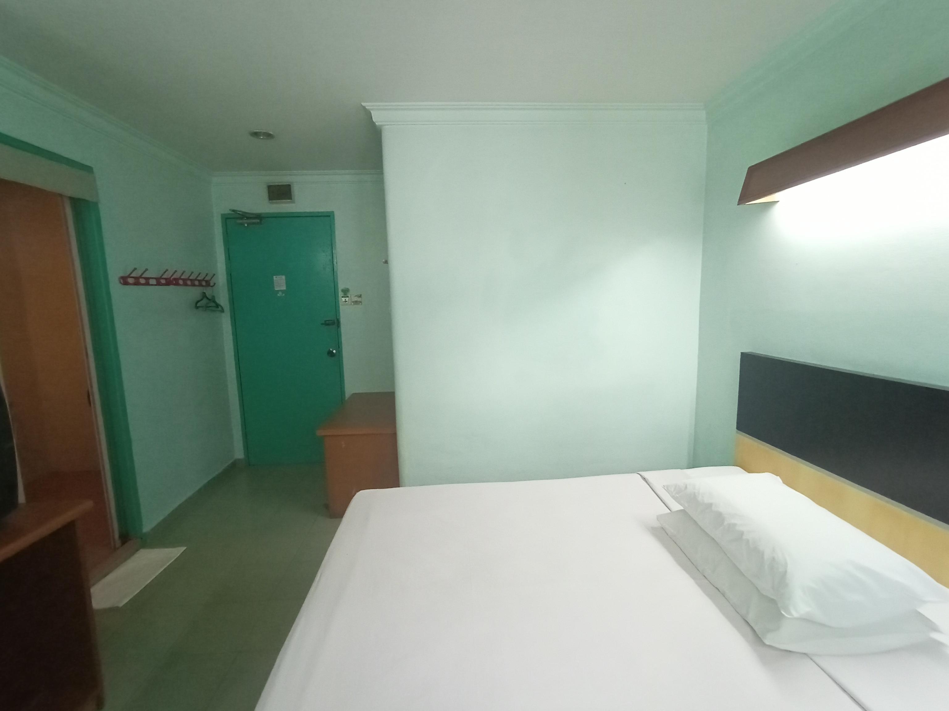 Oyo 90171 Centre Inn — Kuching — photo 3