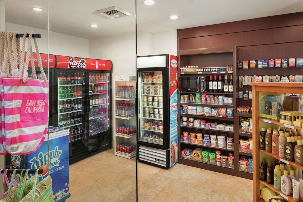 DoubleTree By Hilton San Diego Hotel Circle - photo 24