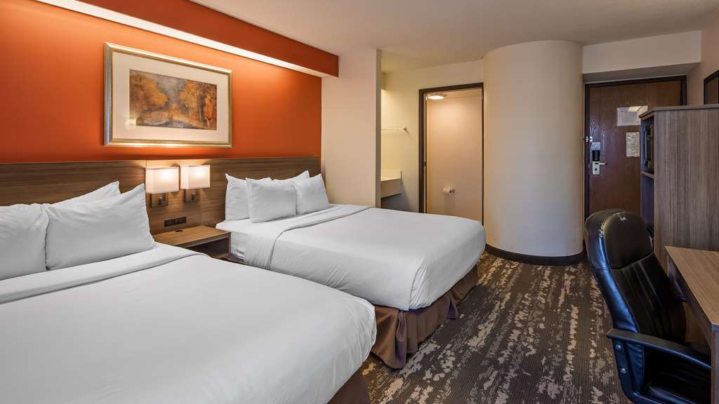 Charlevoix Inn & Suites SureStay Collection by Best Western - photo 25
