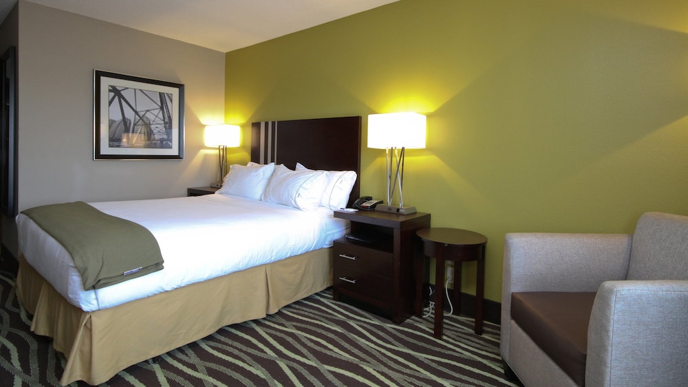 Holiday Inn Express Marshall an IHG Hotel - photo 4