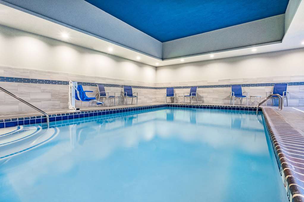 La Quinta Inn & Suites South Bend near Notre Dame - photo 9