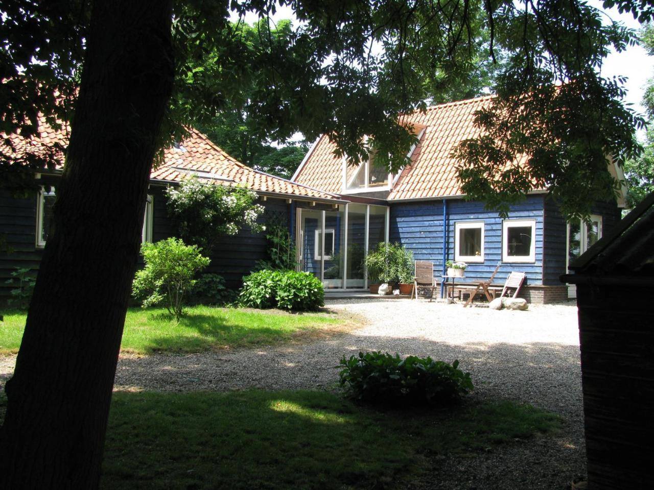 Vakantiewoning De Kei — 4-Star Luxury Hotel in Bakhuizen, Netherlands