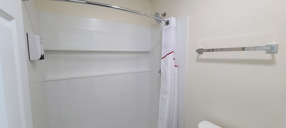 Red Roof Inn Byron - photo 20