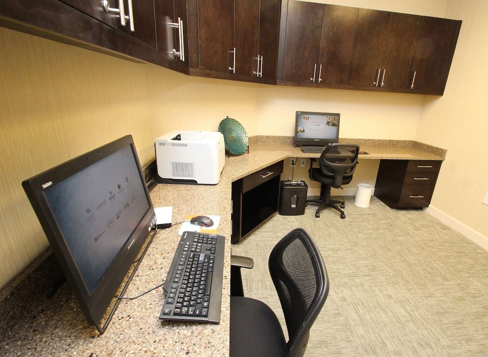 Hampton Inn Suffolk - photo 58