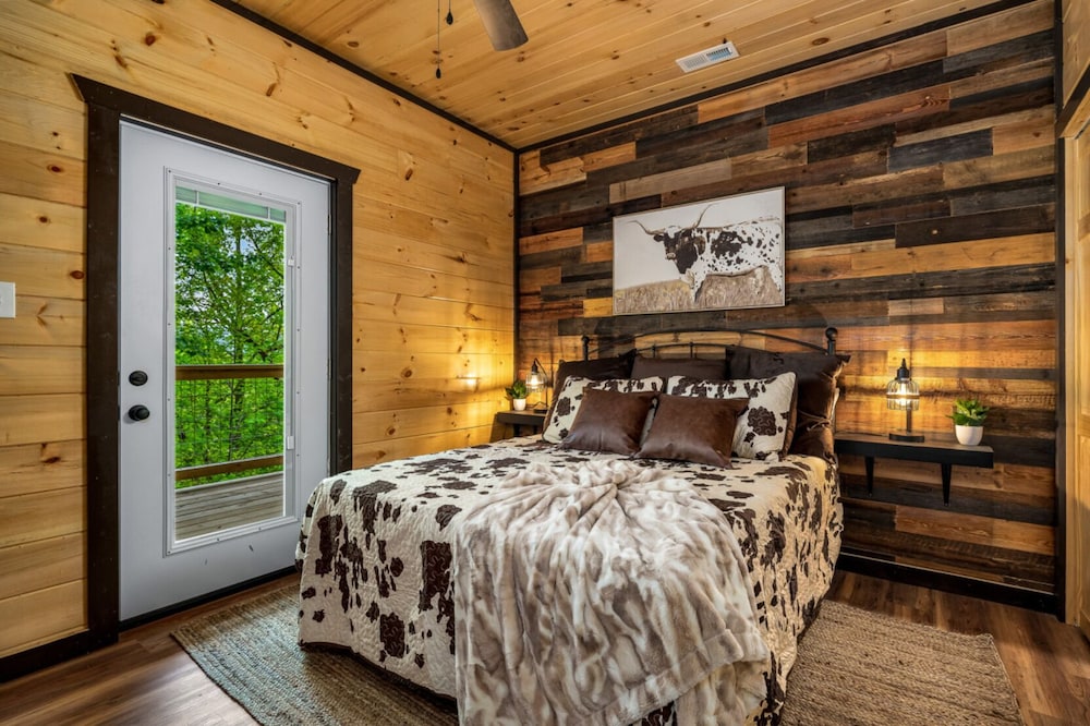 Mountain Majesty By Ghosal Luxury Lodging - photo 13