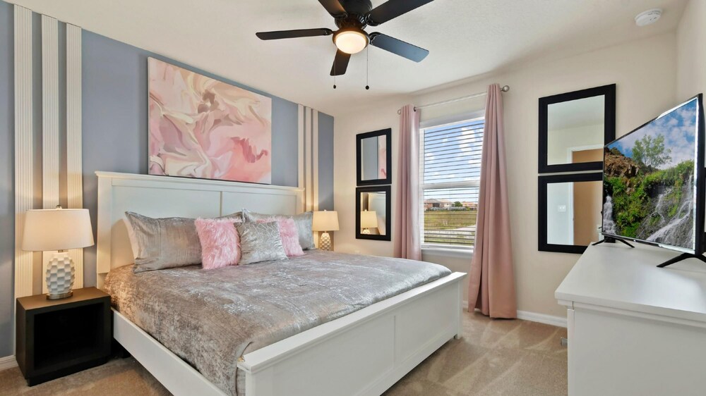 Orlando Getaway: Near Disney Pool Resort - photo 51