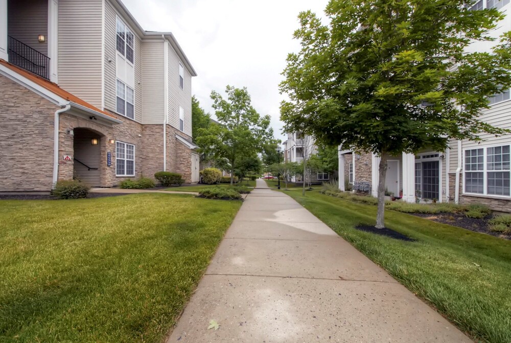 Global Luxury Suites at the Junction in Princeton, United States