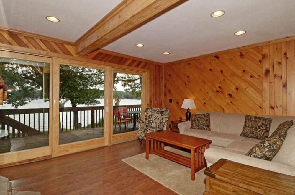 Delton Oaks Resort - photo 11