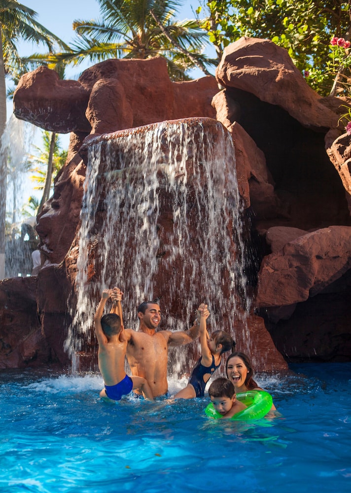 Pool waterfall