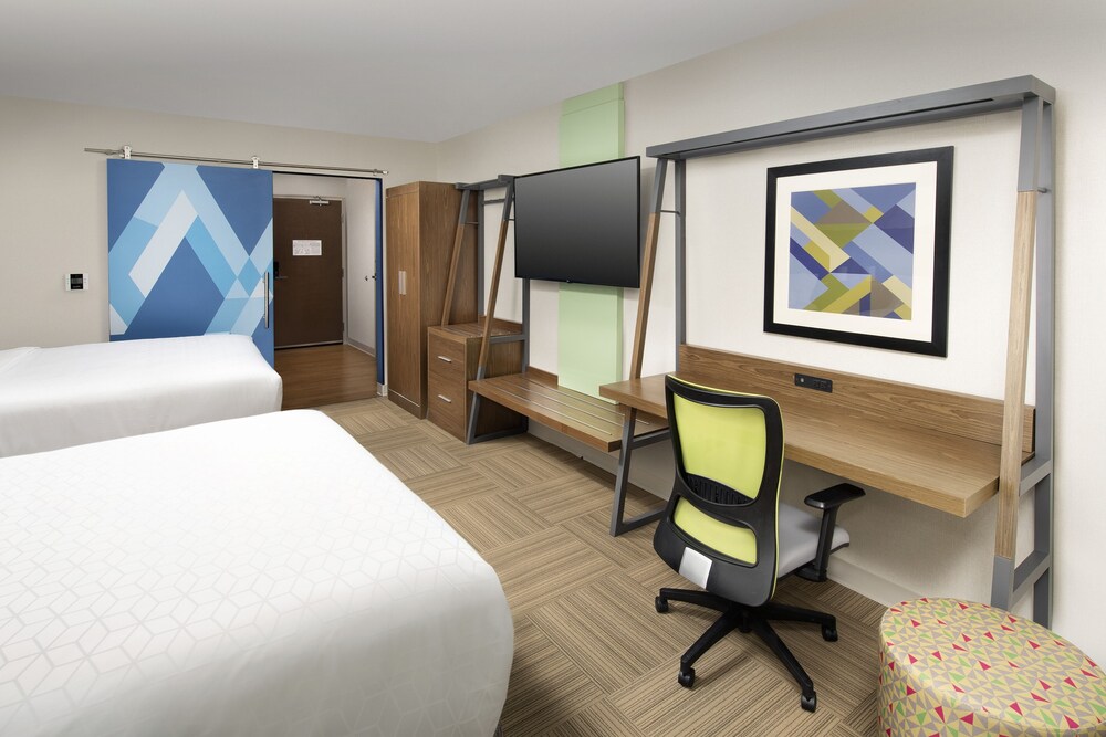 Holiday Inn Express and Suites North Brunswick by IHG - photo 14