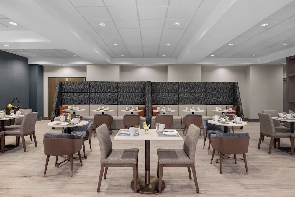 DoubleTree by Hilton Las Vegas Airport - photo 39