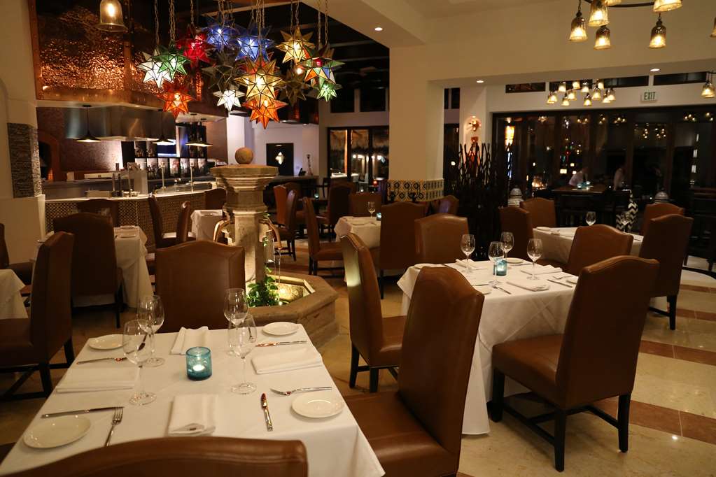 Estrella Dining