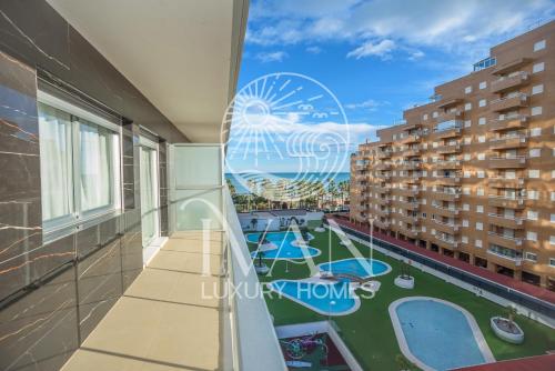 Casa Sarah Ivan Luxury Homes 5A Pta Sur 1A LA nea — 4-Star Luxury Hotel in Oropesa Del Mar, Spain