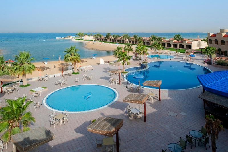 Mena Holiday Beach Resort Half Moon — 4-Star Luxury Hotel in Khobar, Saudi Arabia