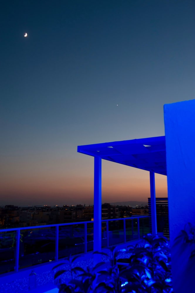 Scale Suites — 4-Star Luxury Hotel in Alimos, Greece