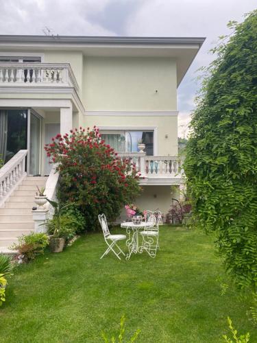 Villa Romantika — 4-Star Luxury Hotel in Arco, Italy