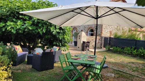 Le Grand Clos 3 Etoiles — hotel in Pont-Saint-Martin