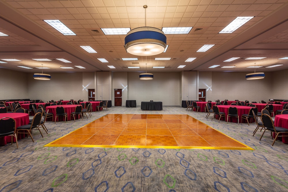Holiday Inn Express Hotel & Suites Pasco Tri Cities by IHG - photo 40